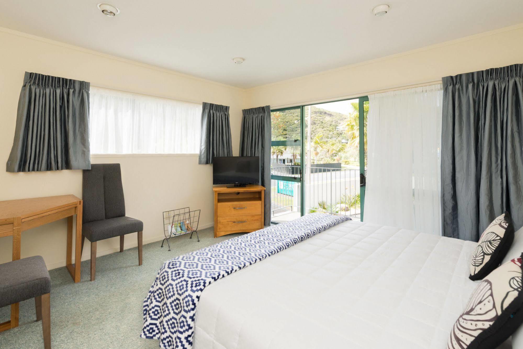 Te Tiriti Motel Paihia Bagian luar foto