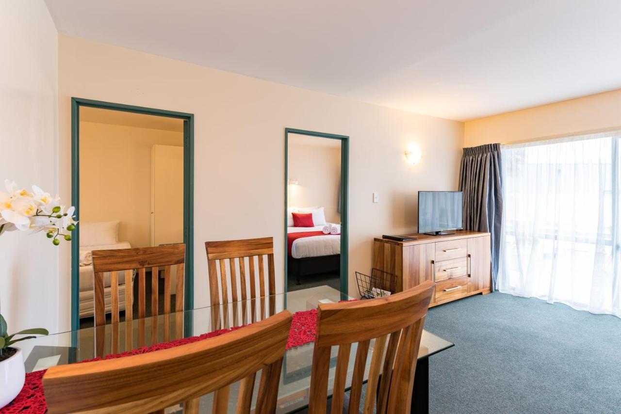 Te Tiriti Motel Paihia Bagian luar foto